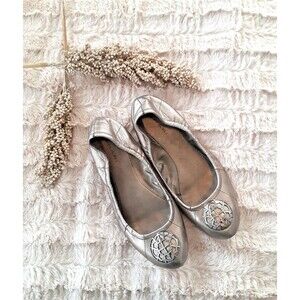 Tahari Silver Metallic Ballet Flats 8M Pointed Toe Classic Work Dressy